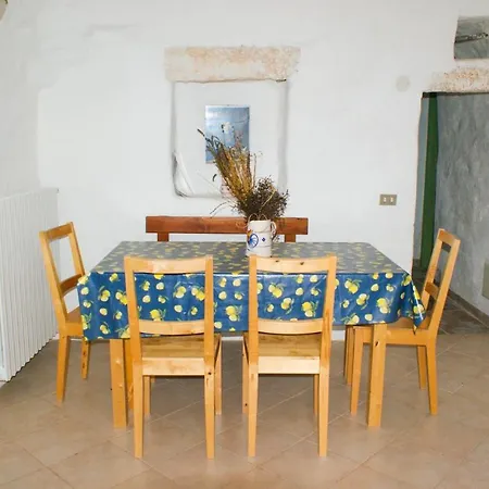 Trullo Rosa Blu * Ostuni
